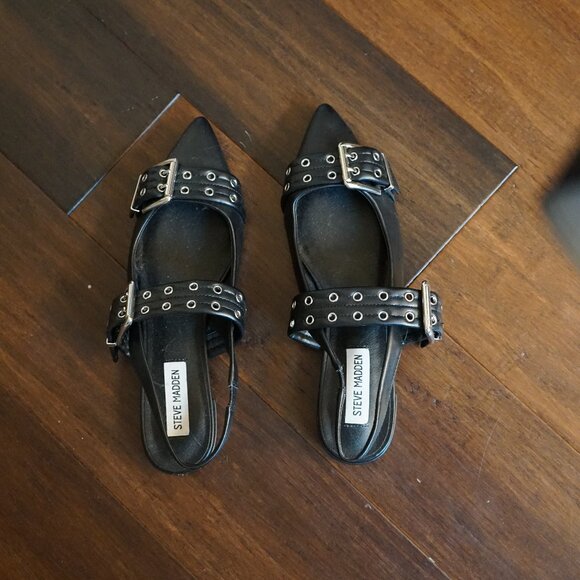 Steve Madden Flats - Picture 1 of 1